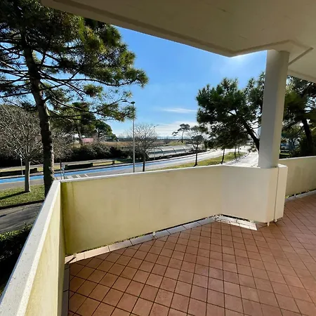 Spacious Beachside Flat With Terrace بورتو سانتا مارغريتا دي كاورل